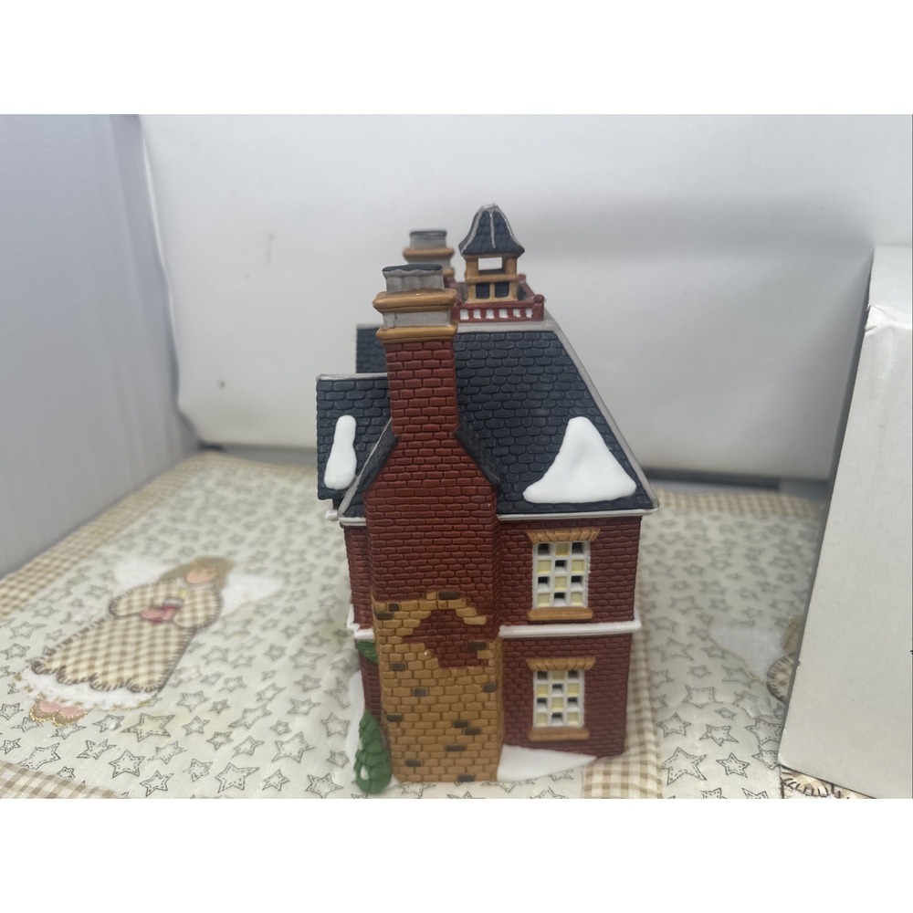 Dept 56 Dicken's Village Series Boarding And Lodging School House 1993 Retired - Picture 6 of 8